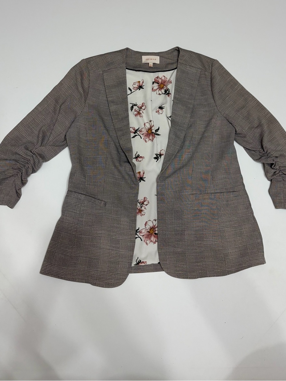 Skies Are Blue Gray Plaid Open Blazer with Floral Lining size medium cute comfy